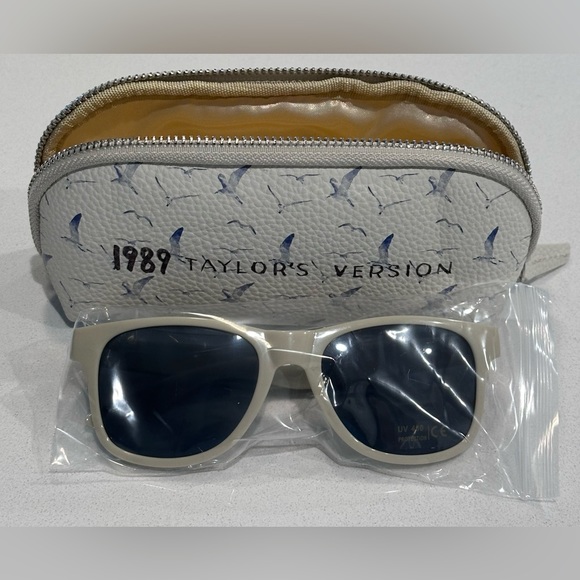Taylor Swift 1989 (Taylor’s Version) Cream Sunglasses and Case - Picture 1 of 5